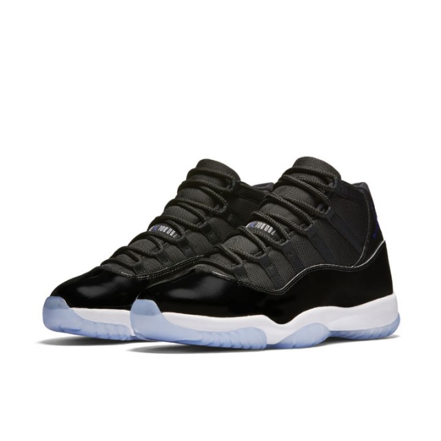 SEPATU BASKET AIR JORDAN AJ 11 RETRO