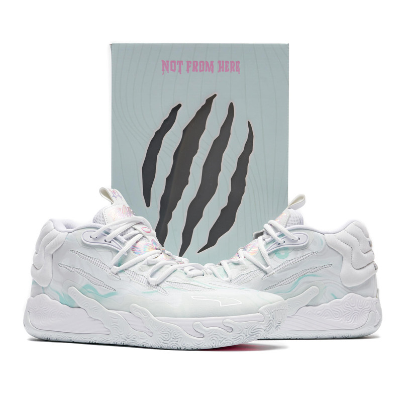 SEPATU BASKET PUMA MB.03 IRIDESCENT