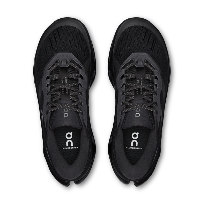 SEPATU LARI ON Cloudrunner 3