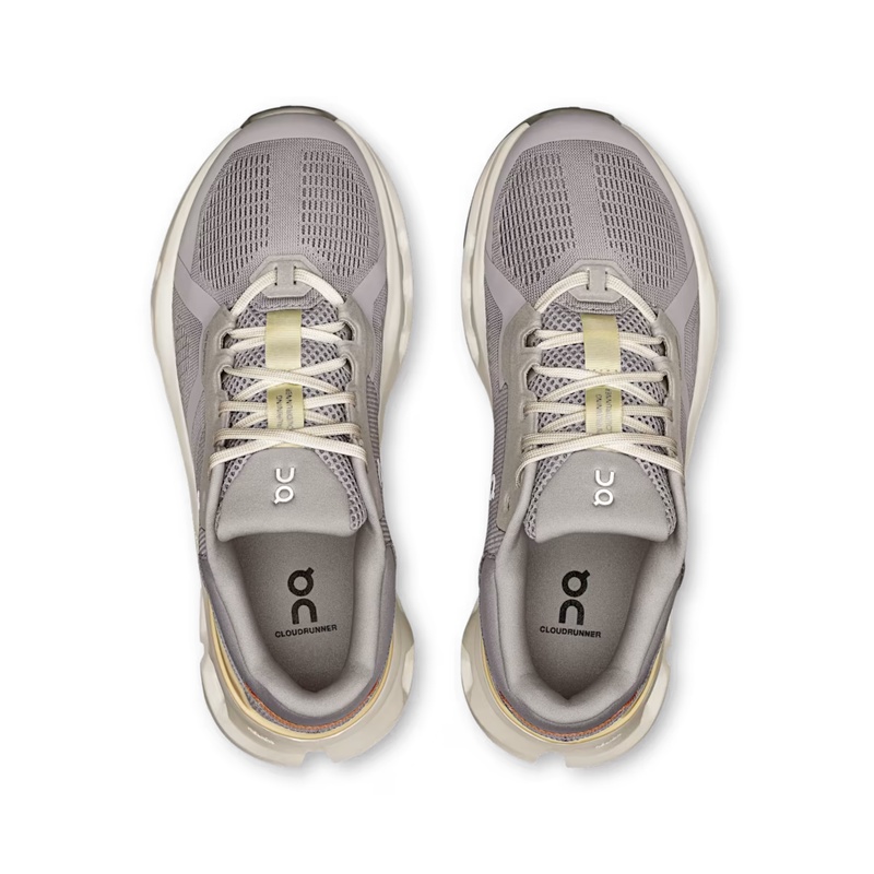 SEPATU LARI ON Wmns Cloudrunner 2
