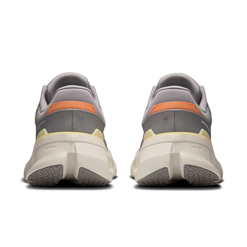 SEPATU LARI ON Wmns Cloudrunner 2