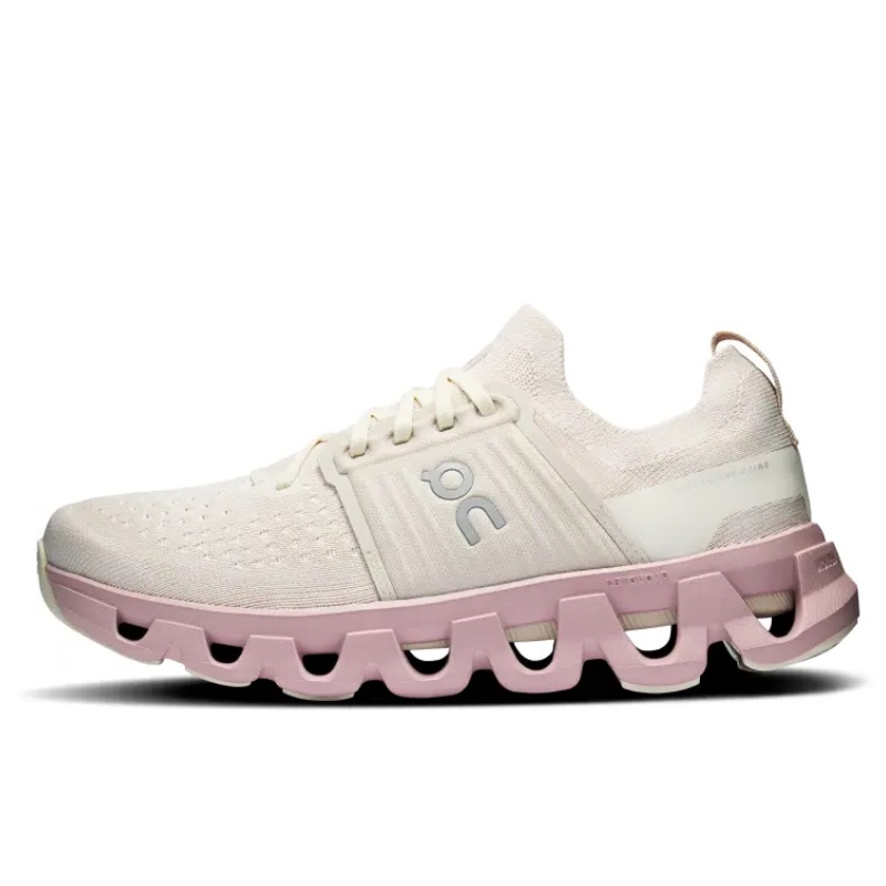 SEPATU LARI ON Wmns Cloudswift 4