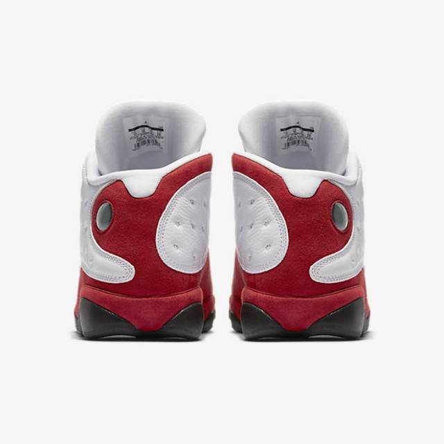 SEPATU BASKET AIR JORDAN AJ 13 Retro