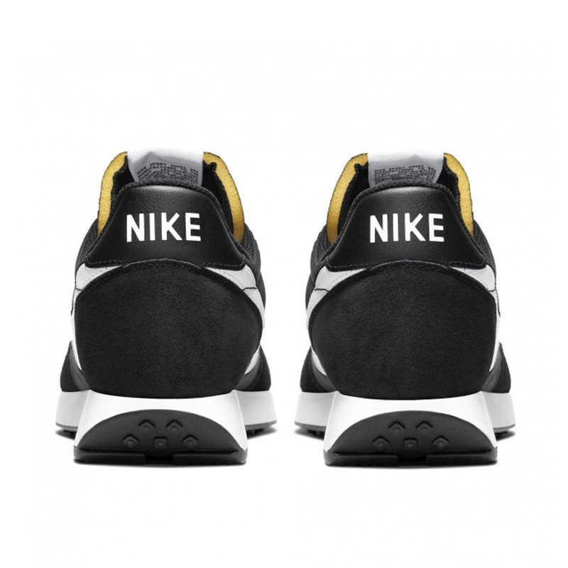 SEPATU SNEAKERS NIKE Air Tailwind 79