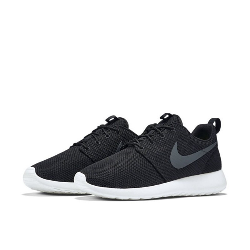 SEPATU SNEAKERS NIKE Roshe One
