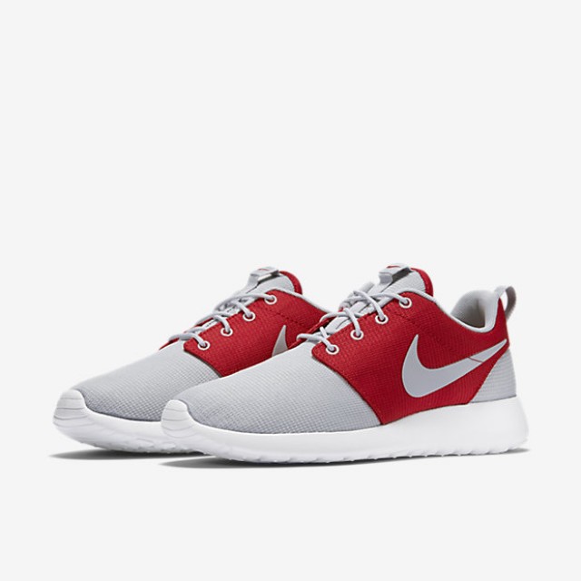 SEPATU SNEAKERS NIKE Roshe Run