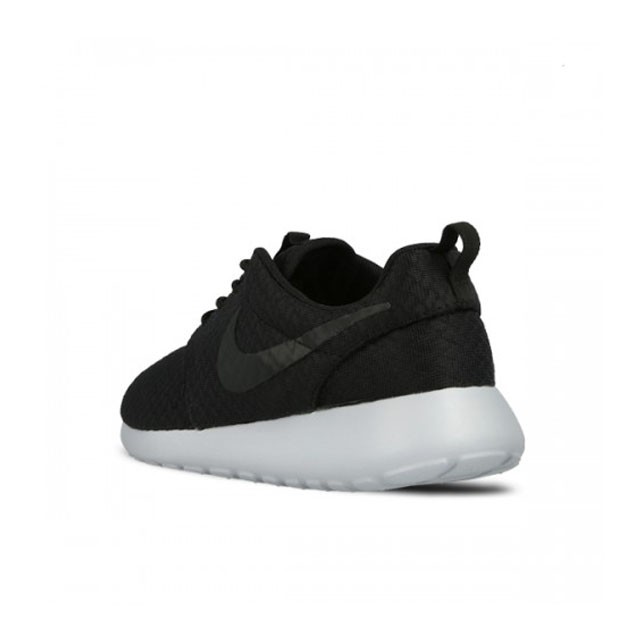 SEPATU SNEAKERS NIKE WMNS Roshe One