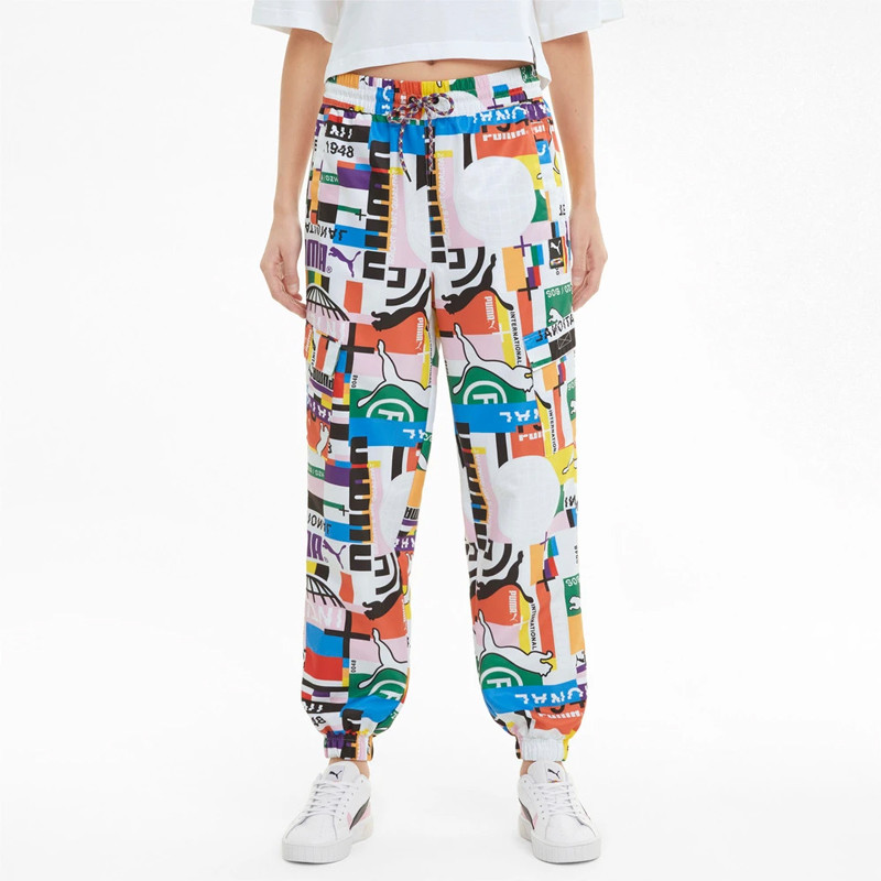 CELANA SNEAKERS PUMA Wmns International Printed Woven Track Pants