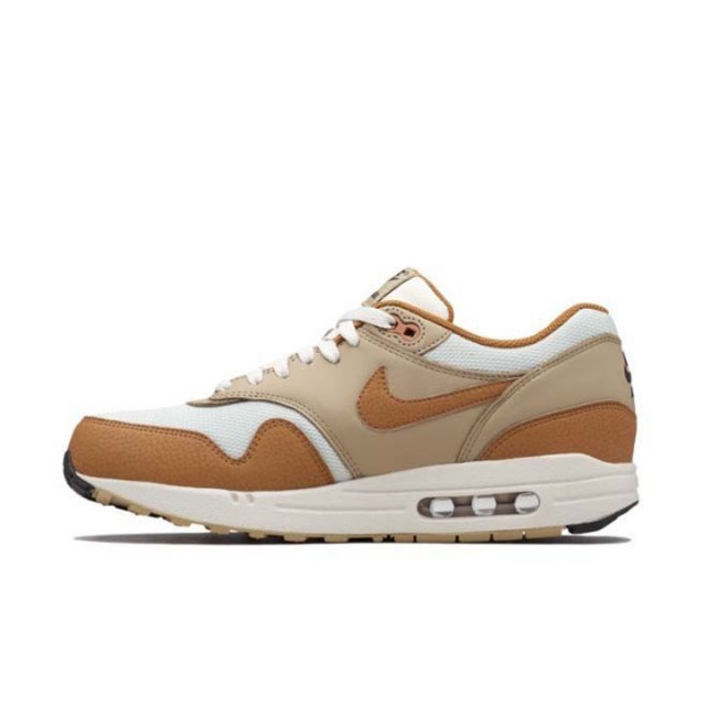 SEPATU SNEAKERS NIKE Air Max 1 Essential
