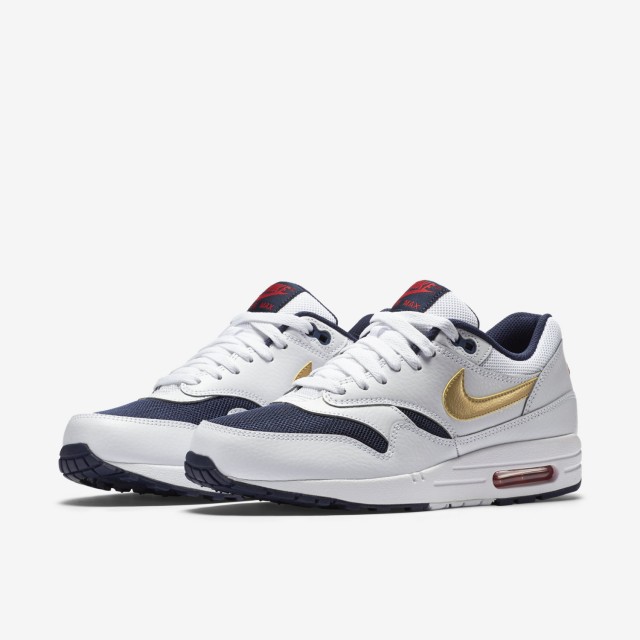 SEPATU SNEAKERS NIKE Air Max 1 Essential