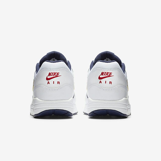 SEPATU SNEAKERS NIKE Air Max 1 Essential