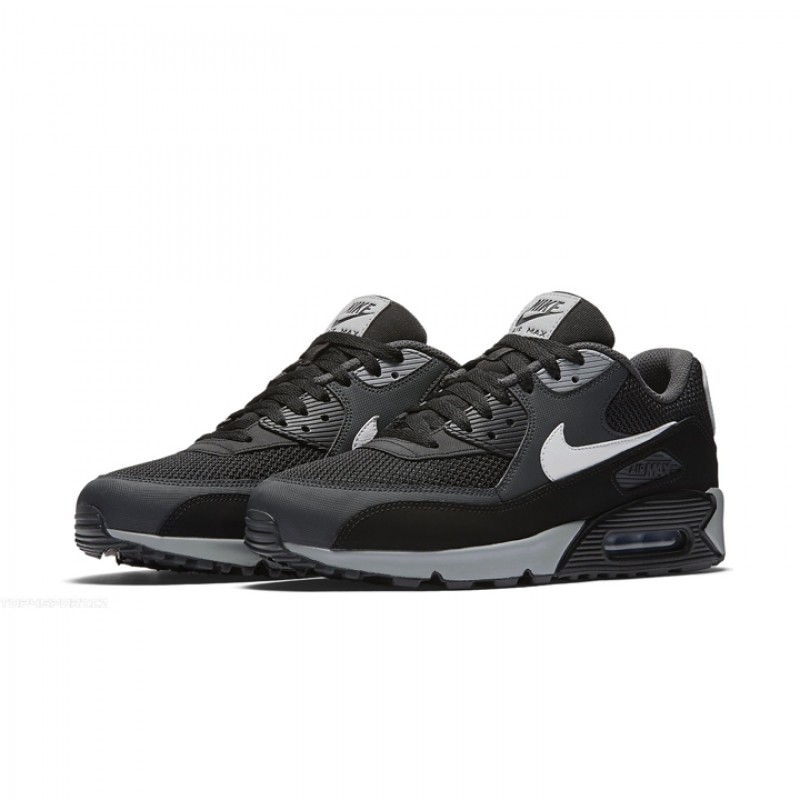 SEPATU SNEAKERS NIKE Air Max 90 Essential