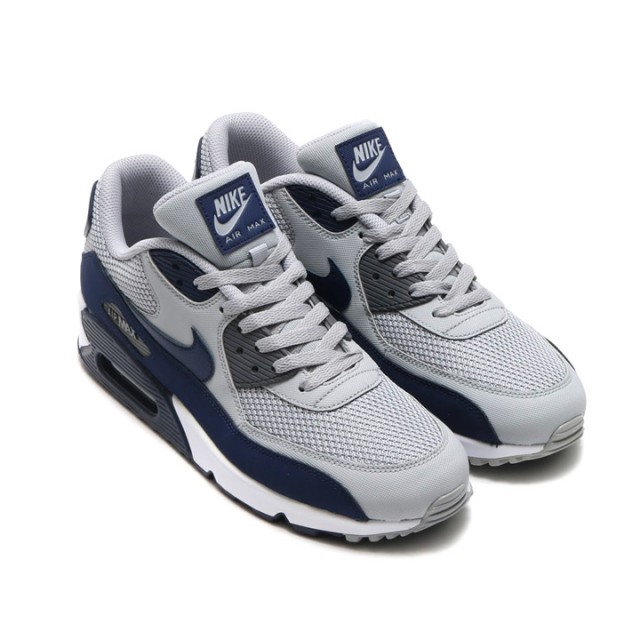 SEPATU SNEAKERS NIKE Air Max 90 Essential