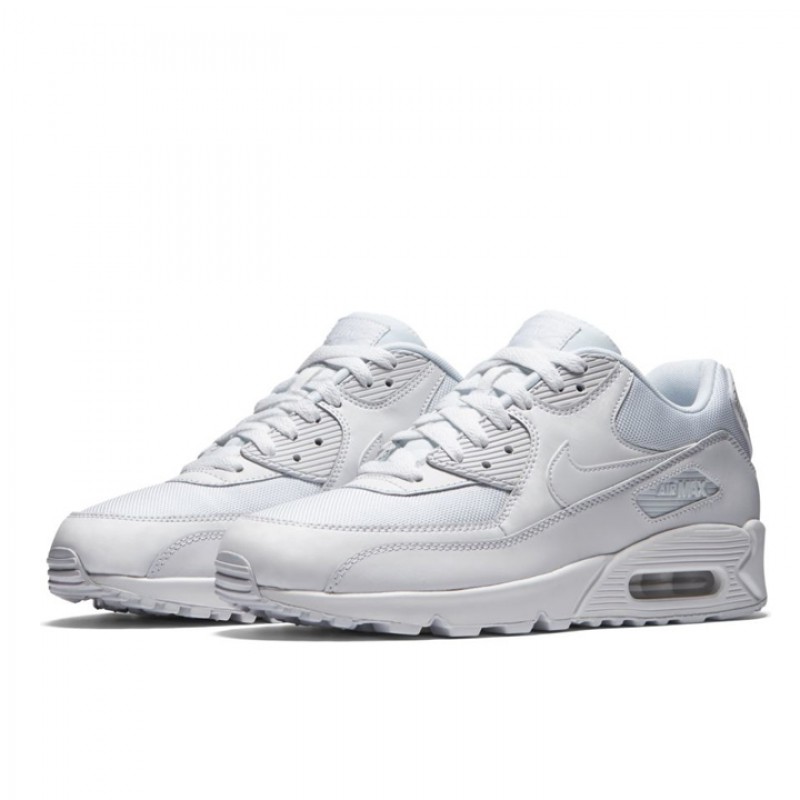 SEPATU SNEAKERS NIKE Air Max 90 Essential