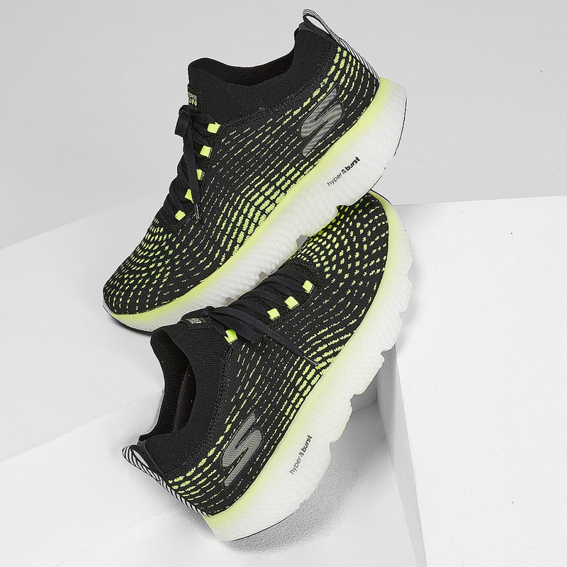 SEPATU LARI SKECHERS Go Run Maxroad 4 Hyper