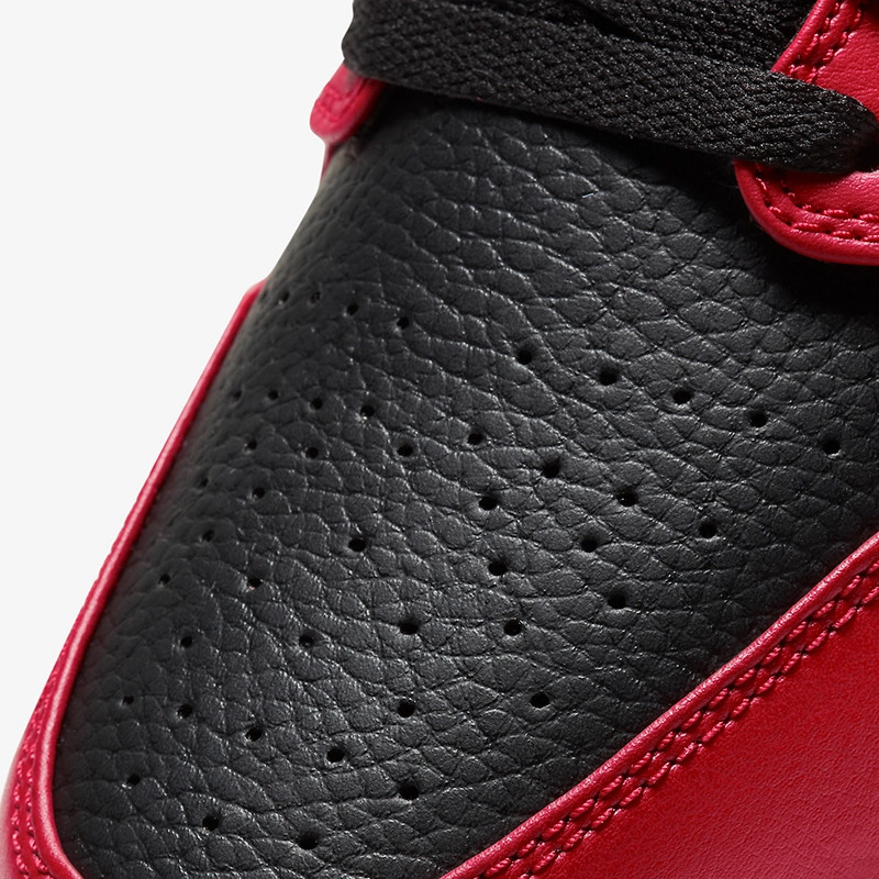 SEPATU BASKET AIR JORDAN AJ 1 Low
