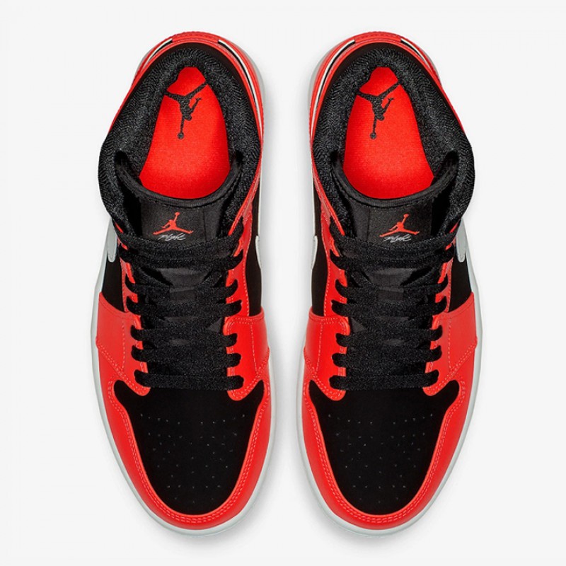 AJ 1 Mid foto 3