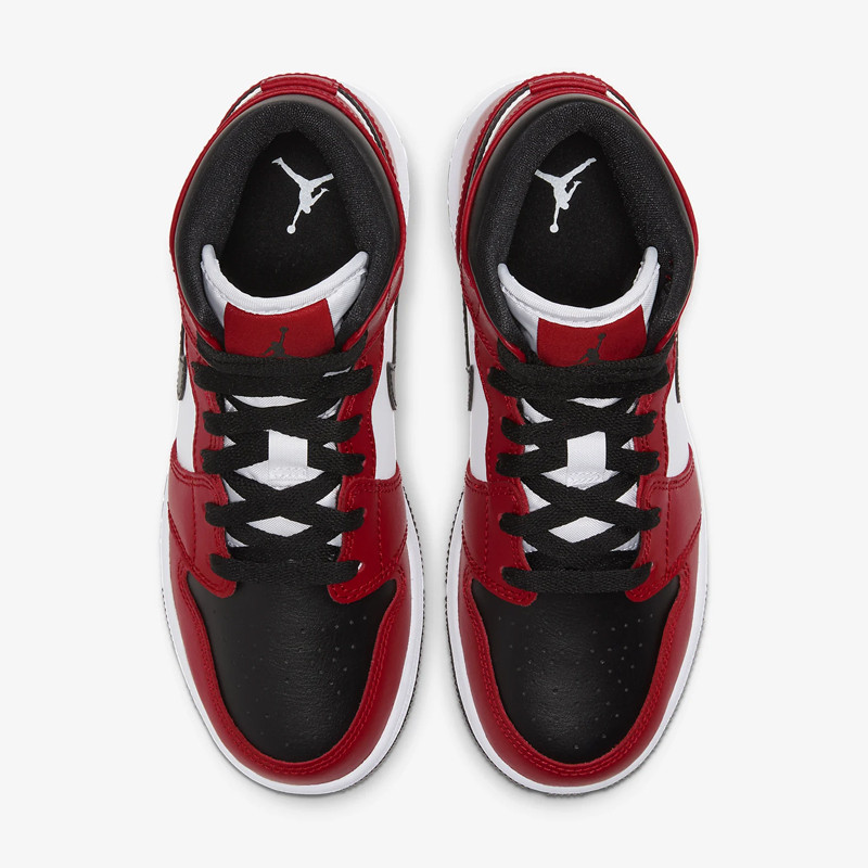 SEPATU BASKET AIR JORDAN AJ 1 Mid GS
