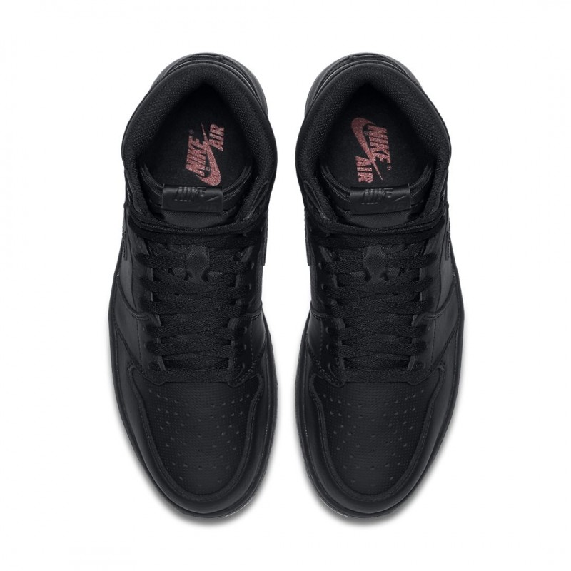 SEPATU BASKET AIR JORDAN AJ 1 Retro High OG