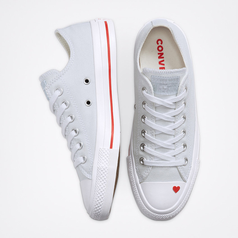 SEPATU SNEAKERS CONVERSE Chuck Taylor All Star Ox Love Canvas