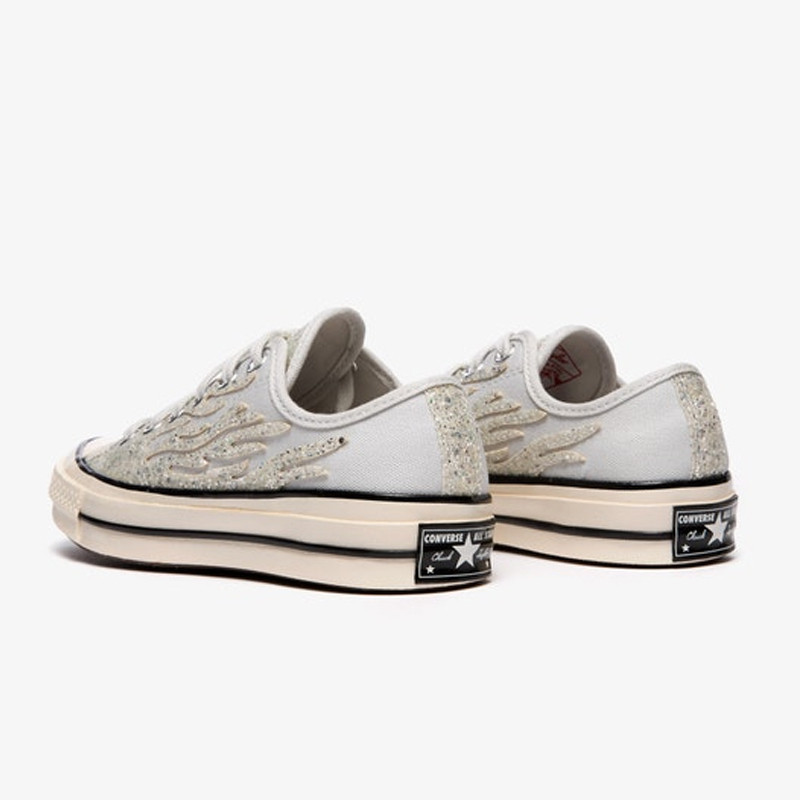 SEPATU SNEAKERS CONVERSE Chuck 70 OX Glitter Shine