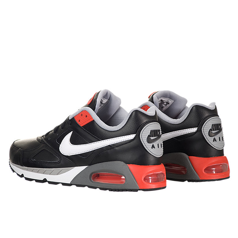 Sepatu Sneakers Nike Air Max Ivo Ltr Black Crimson