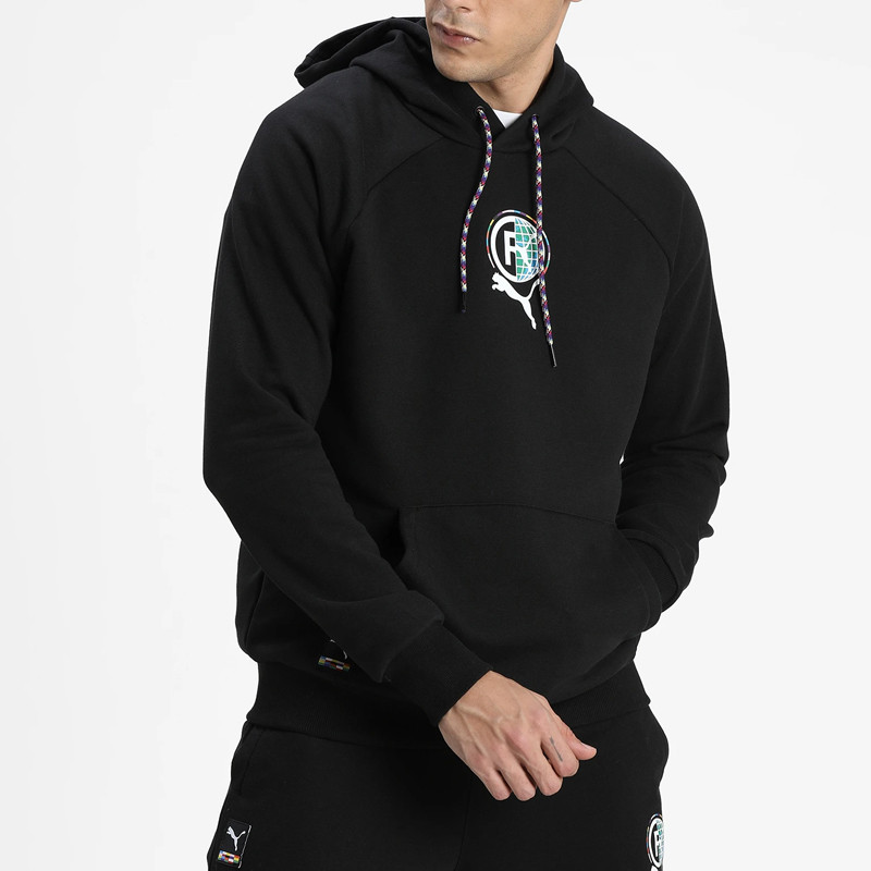 BAJU SNEAKERS PUMA International Graphic Hoodie