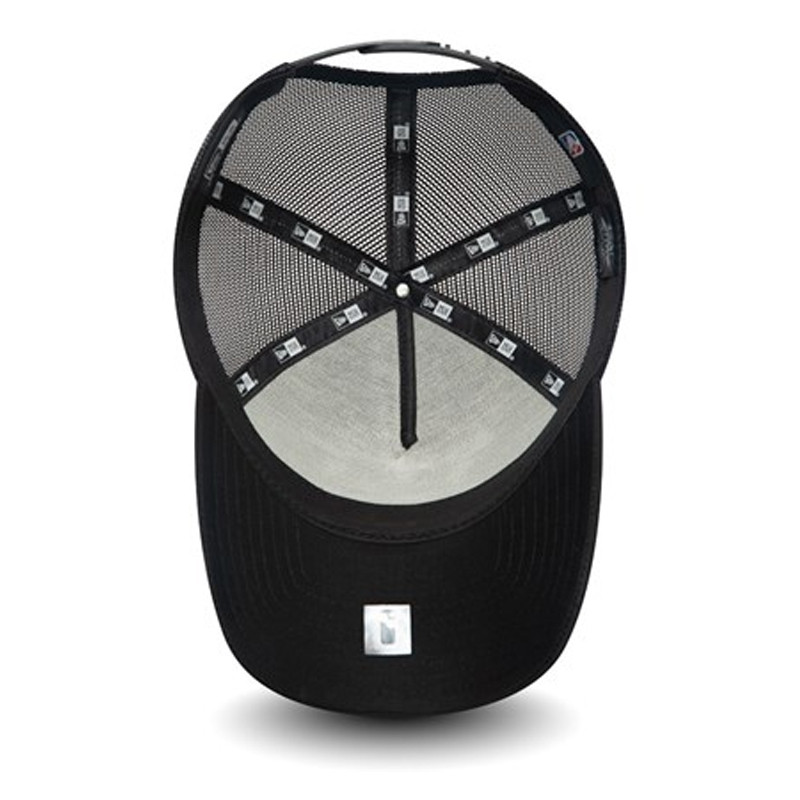 CHICAGO BULLS SPACE JAM TUNE SQUAD A-FRAME TRUCKER CAP foto 3