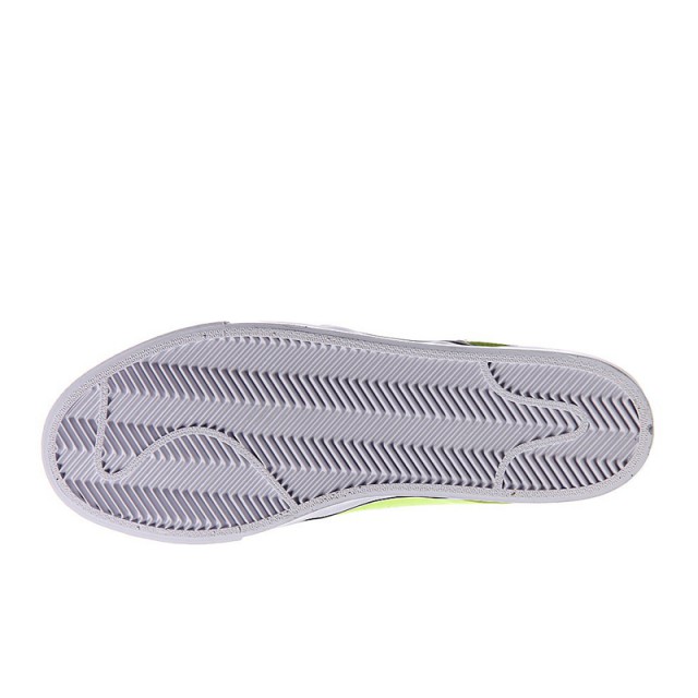 SEPATU SNEAKERS NIKE Zoom Stefan Janoski Canvas