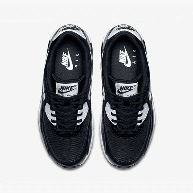 SEPATU SNEAKERS NIKE Wmns Air Max 90 Essential