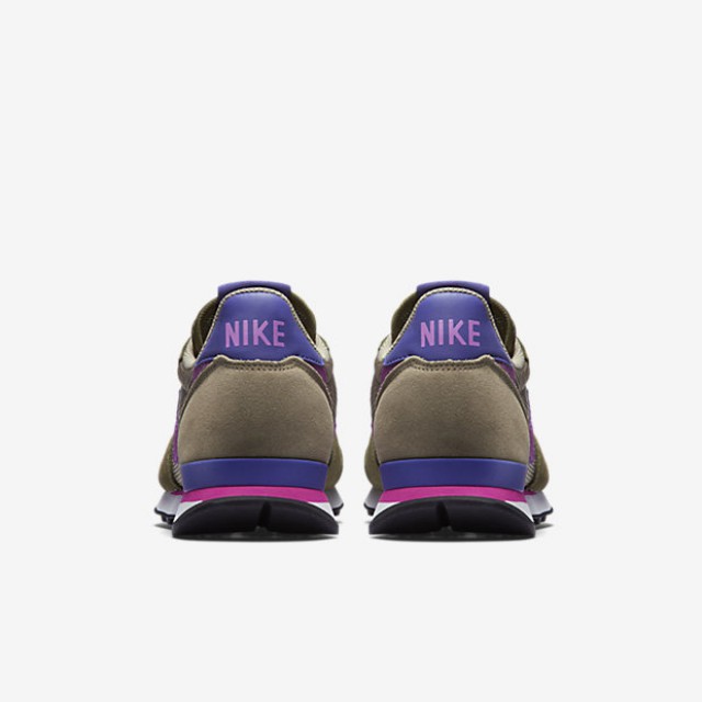 SEPATU SNEAKERS NIKE Wmns Internationalist