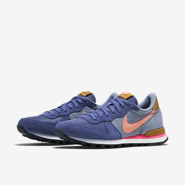 SEPATU SNEAKERS NIKE Wmns Internationalist