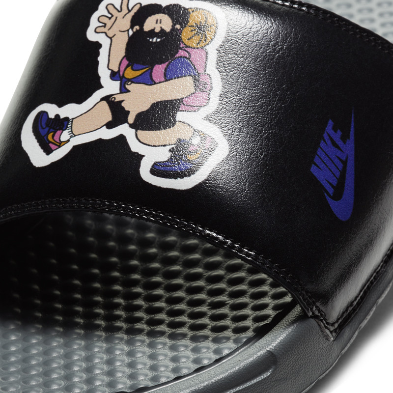 SANDAL SNEAKERS NIKE Benassi JDI Printed Slides Hiker Cartoon