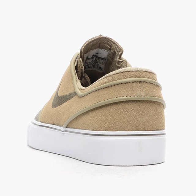 SEPATU SNEAKERS NIKE Zoom Stefan Janoski PR SE