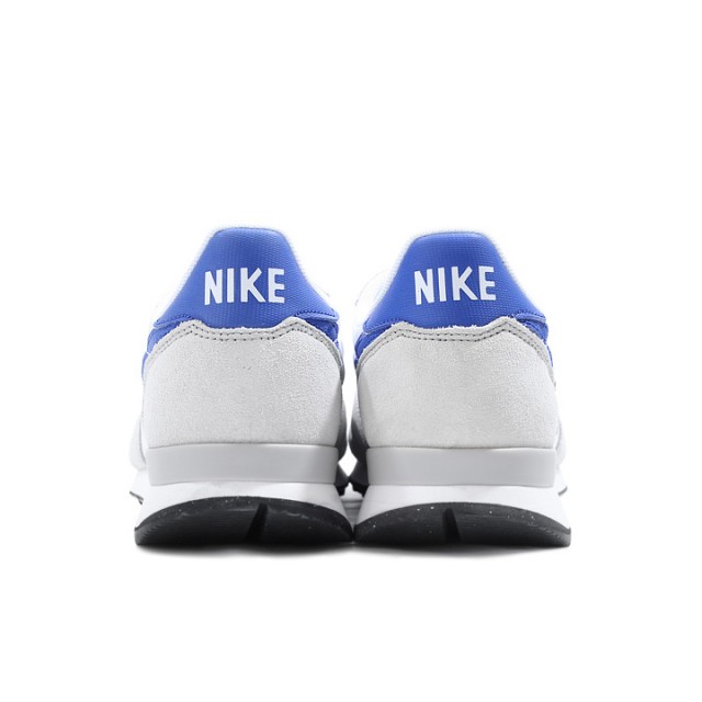 SEPATU SNEAKERS NIKE Internationalist