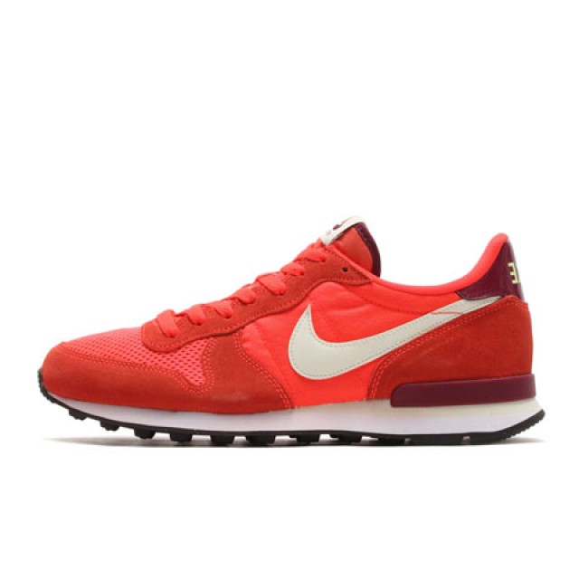 Sepatu Sneakers Nike Internationalist Red