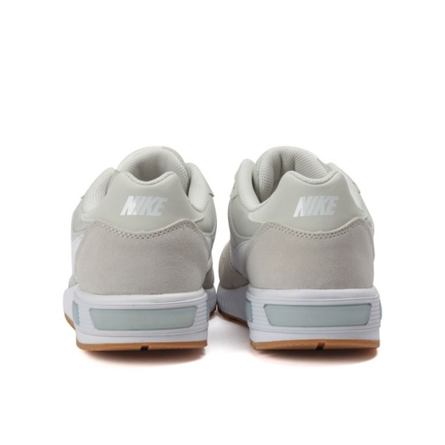 SEPATU SNEAKERS NIKE Nightgazer