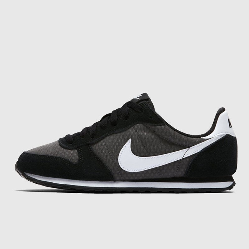 SEPATU SNEAKERS NIKE Wmns Genicco
