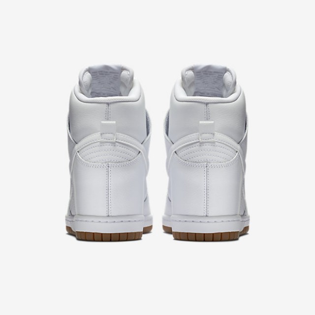 SEPATU SNEAKERS NIKE WMNS Dunk Sky Hi Essential