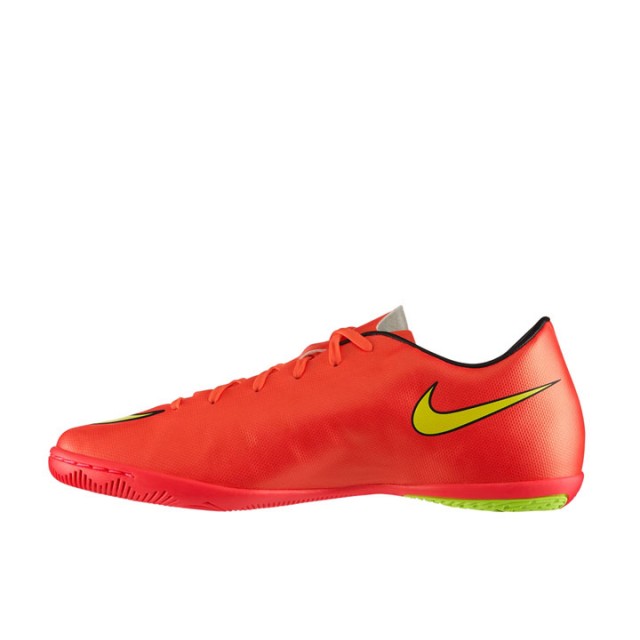 SEPATU FOOTBALL NIKE Mercurial Victory V IC
