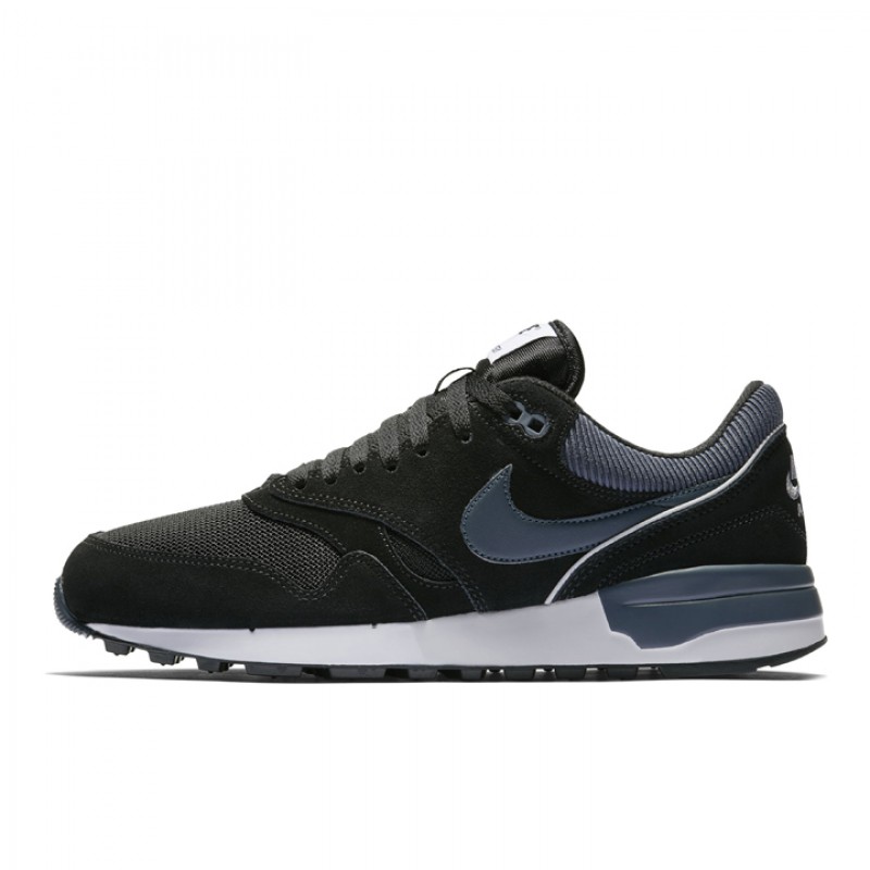 Sepatu Sneakers Nike Air Odyssey Black