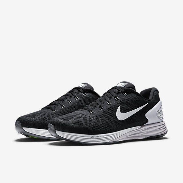 SEPATU LARI NIKE Lunarglide 6
