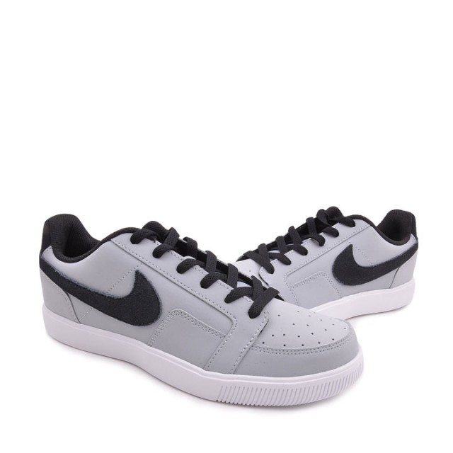 SEPATU SNEAKERS NIKE Dynasty Lite