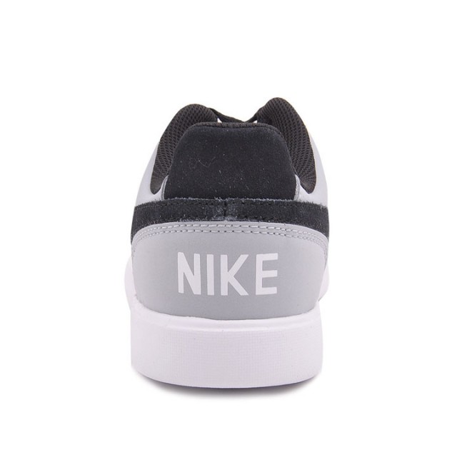 SEPATU SNEAKERS NIKE Dynasty Lite