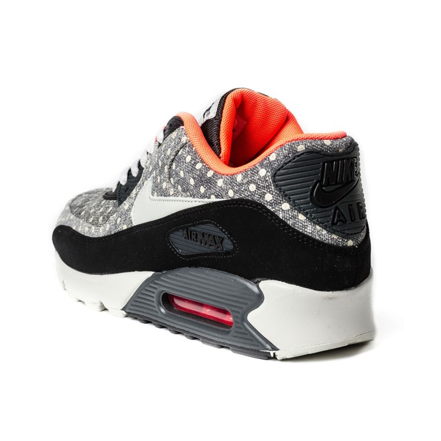 SEPATU SNEAKERS NIKE Air Max 90 Ltr Premium
