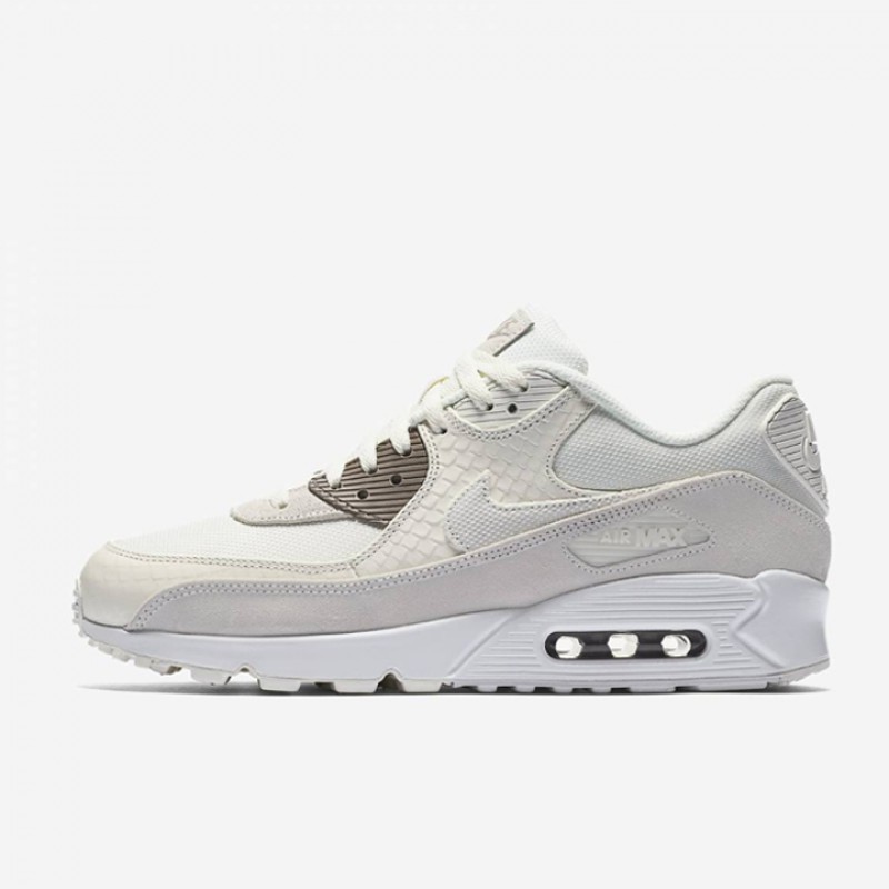 Sepatu Sneakers Nike Air Max 90 Premium White