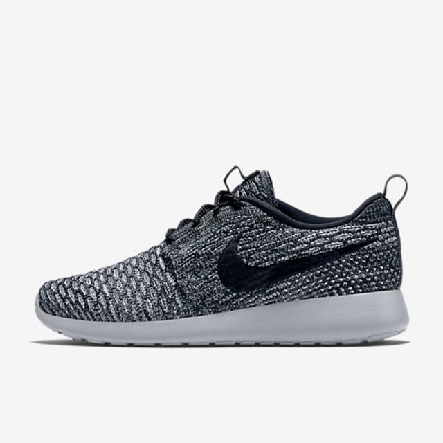 SEPATU SNEAKERS NIKE Wmns Roshe One Flyknit