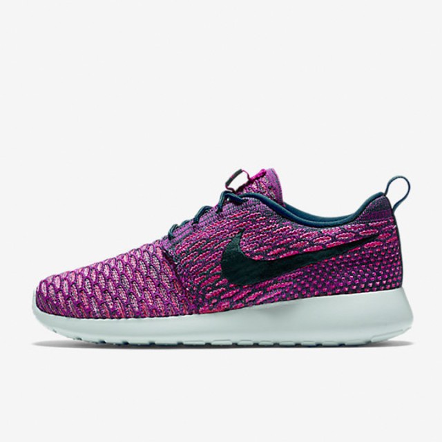 SEPATU SNEAKERS NIKE Wmns Roshe One Flyknit