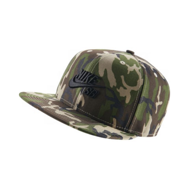 Nike sb camo snapback best sale