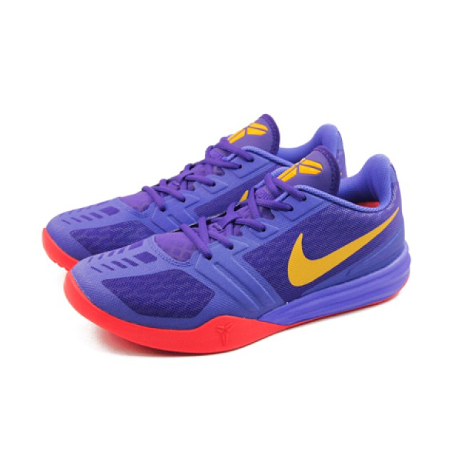 SEPATU BASKET NIKE Kobe Mentality